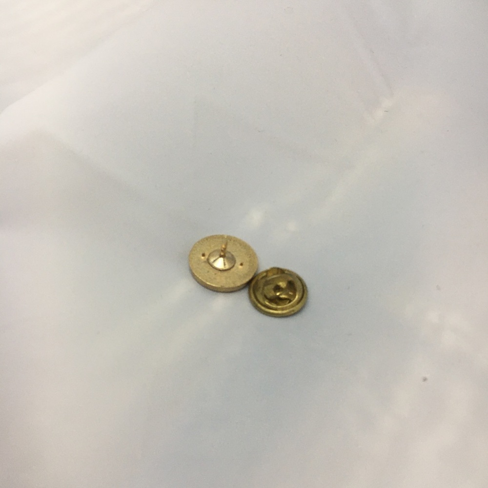 Circular “E” Pin - Picture 5 of 6